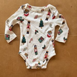 💙5/$25💙Angel Dear Onesie 3-6M NWOT